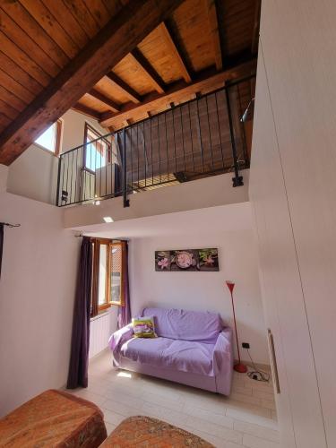 borgo_paradiso_appartamenti_casa_delle_streghe_violetta_5